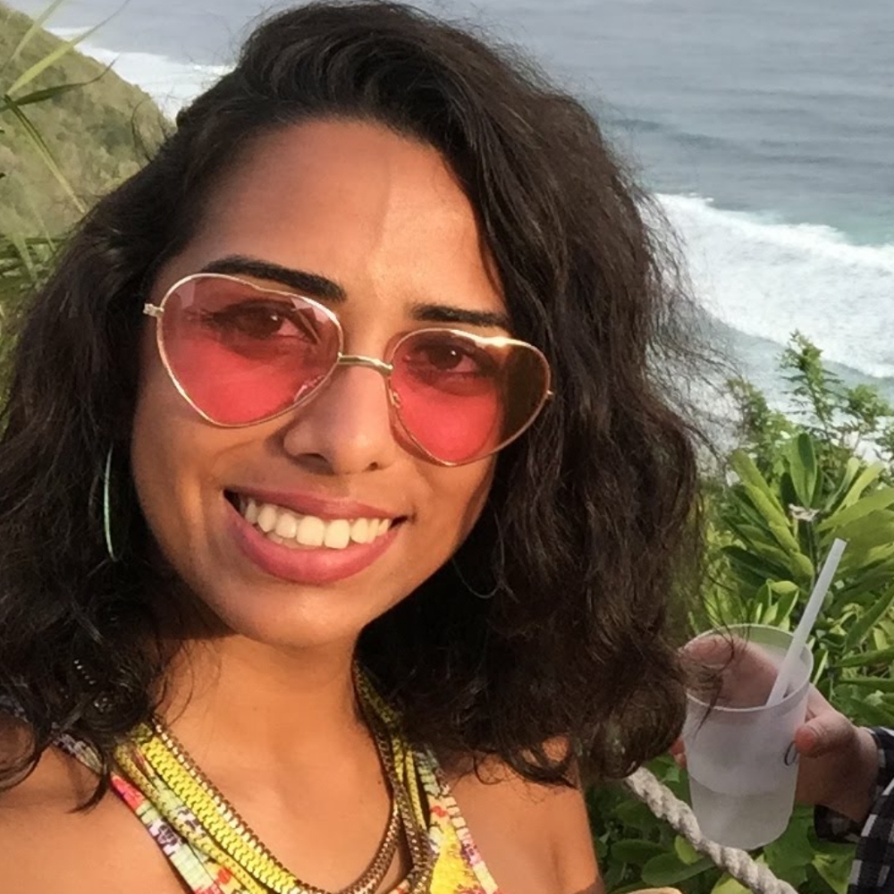 Meet your Posher, Aliya